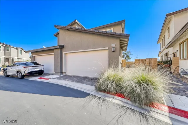 $2,400 | 148 Kimberlite Drive, Henderson, NV 89011