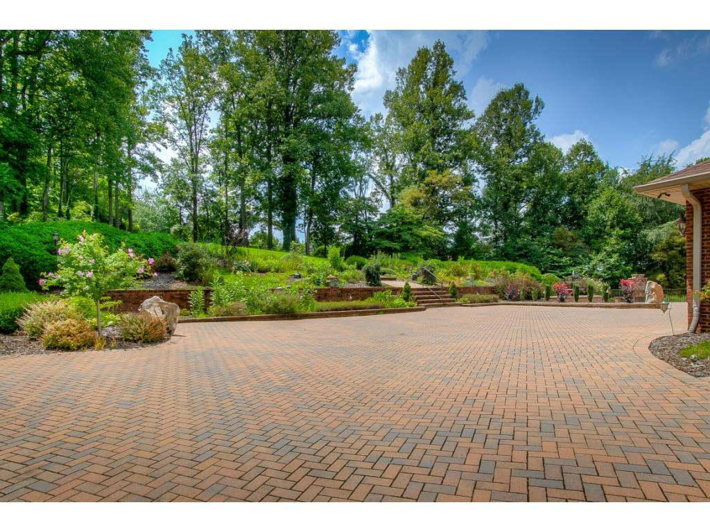 235 Hales Road Jonesborough, TN 37659 - Photo 30 of 36 Photo 30