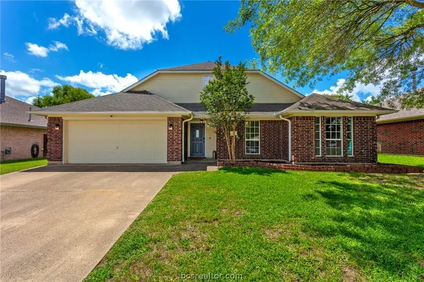 $355,000 | 1306 Mullins Loop North, College Station, TX 77845