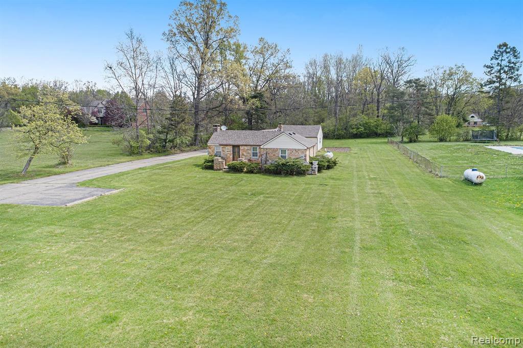 50988 Dequindre Road Utica, MI 48317 - Photo 10 of 10