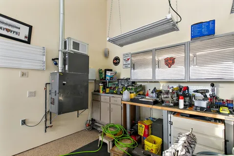 $995,000 | 4917 Wayside Drive, McHenry, IL 60051