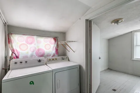 $995,000 | 4917 Wayside Drive, McHenry, IL 60051