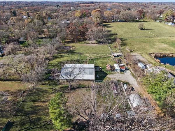 $995,000 | 4917 Wayside Drive, McHenry, IL 60051