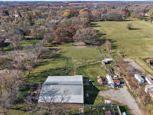 $995,000 | 4917 Wayside Drive, McHenry, IL 60051