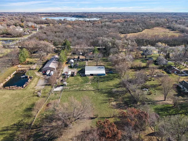 $995,000 | 4917 Wayside Drive, McHenry, IL 60051
