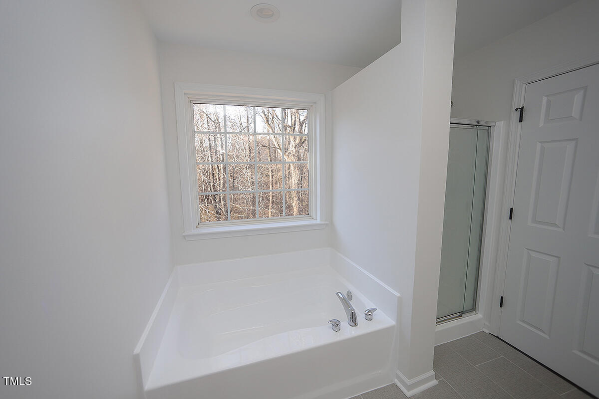 3244 Marcony Way Raleigh, NC 27610 - Photo 18 of 30 Seperate Tub/ Shower