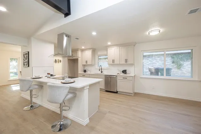 $598,500 | 2401 Mollimar Drive, Plano, TX 75075