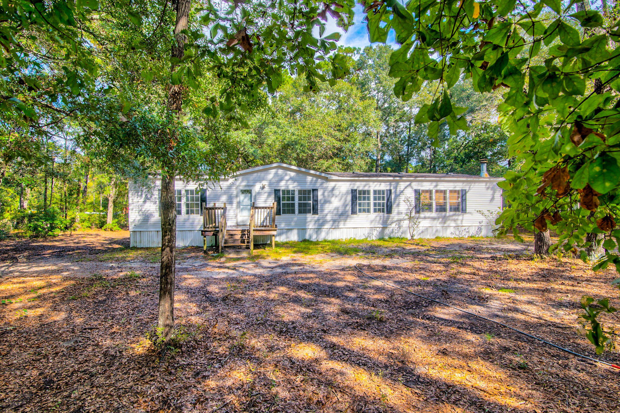 5724 Blufton Road Hollywood, SC 29449 - Photo 1 of 40 5724 Blufton-39