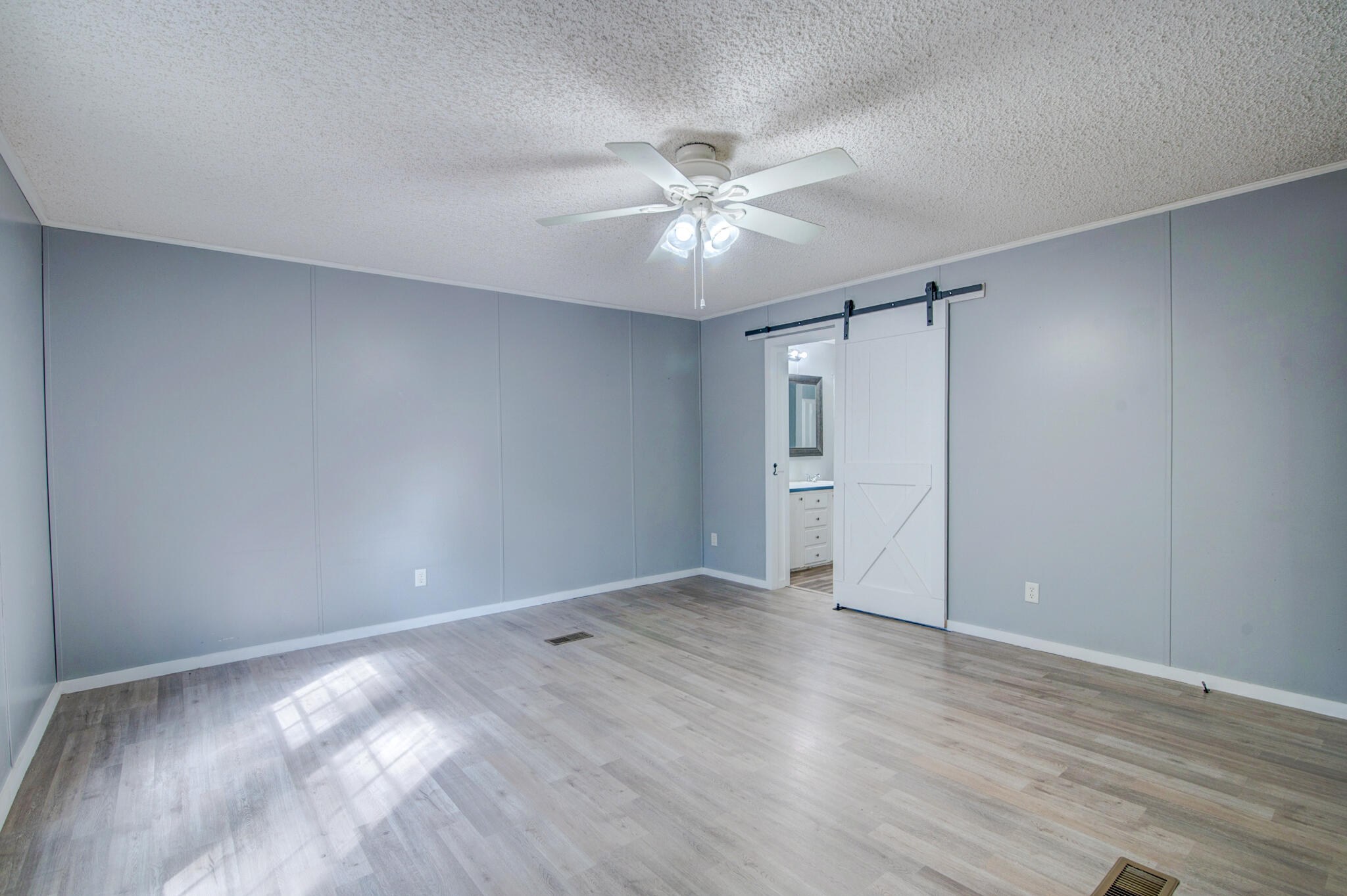 5724 Blufton Road Hollywood, SC 29449 - Photo 10 of 40 5724 Blufton-19