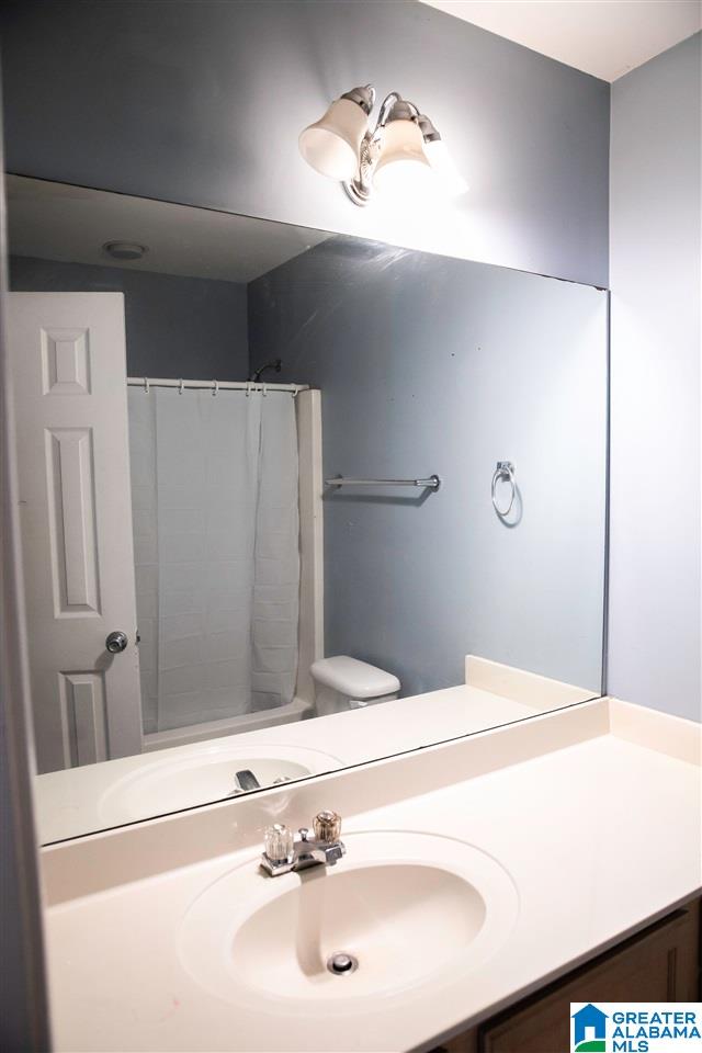 310 Inglenook Drive Bessemer, AL 35023 - Photo 8 of 13