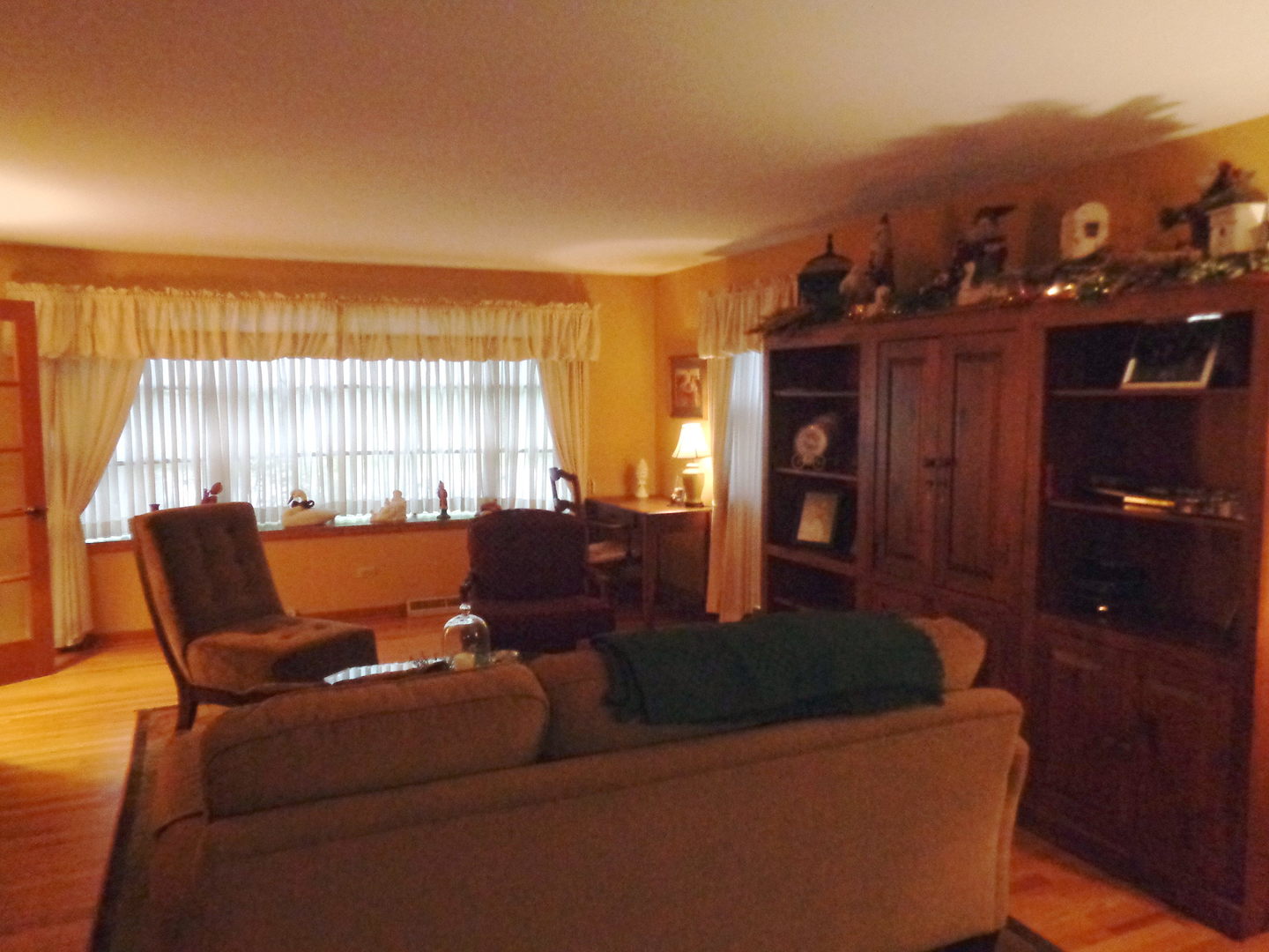 137 William Drive Elgin, IL 60123 - Photo 7 of 15