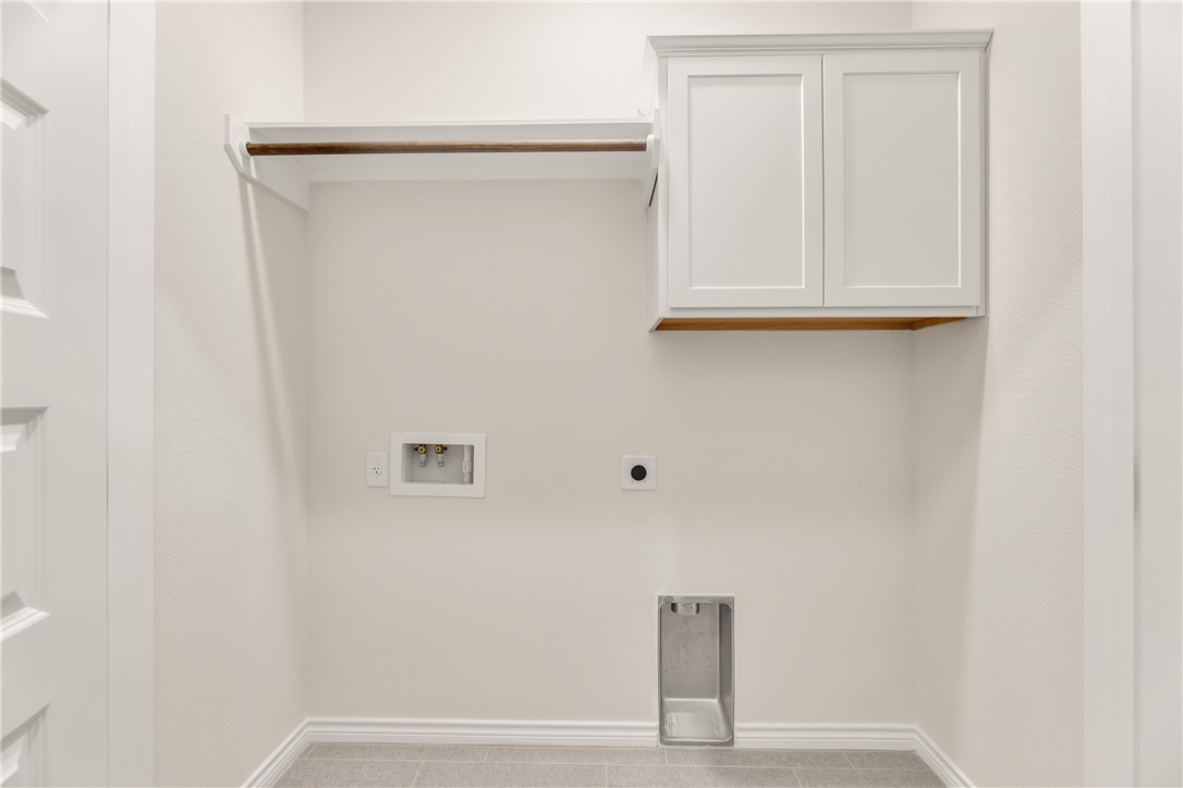 7804 Redbud Road Navasota, TX 77868 - Photo 25 of 26 a view of front door