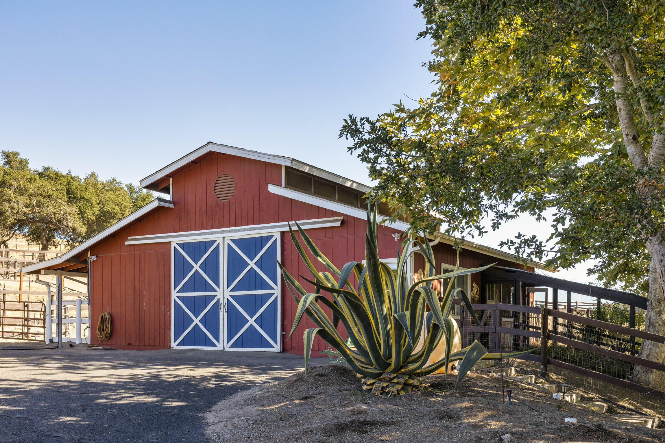 1833 Cougar Ridge Road Buellton, CA 93427 - Photo 32 of 53 Upper Barn 2