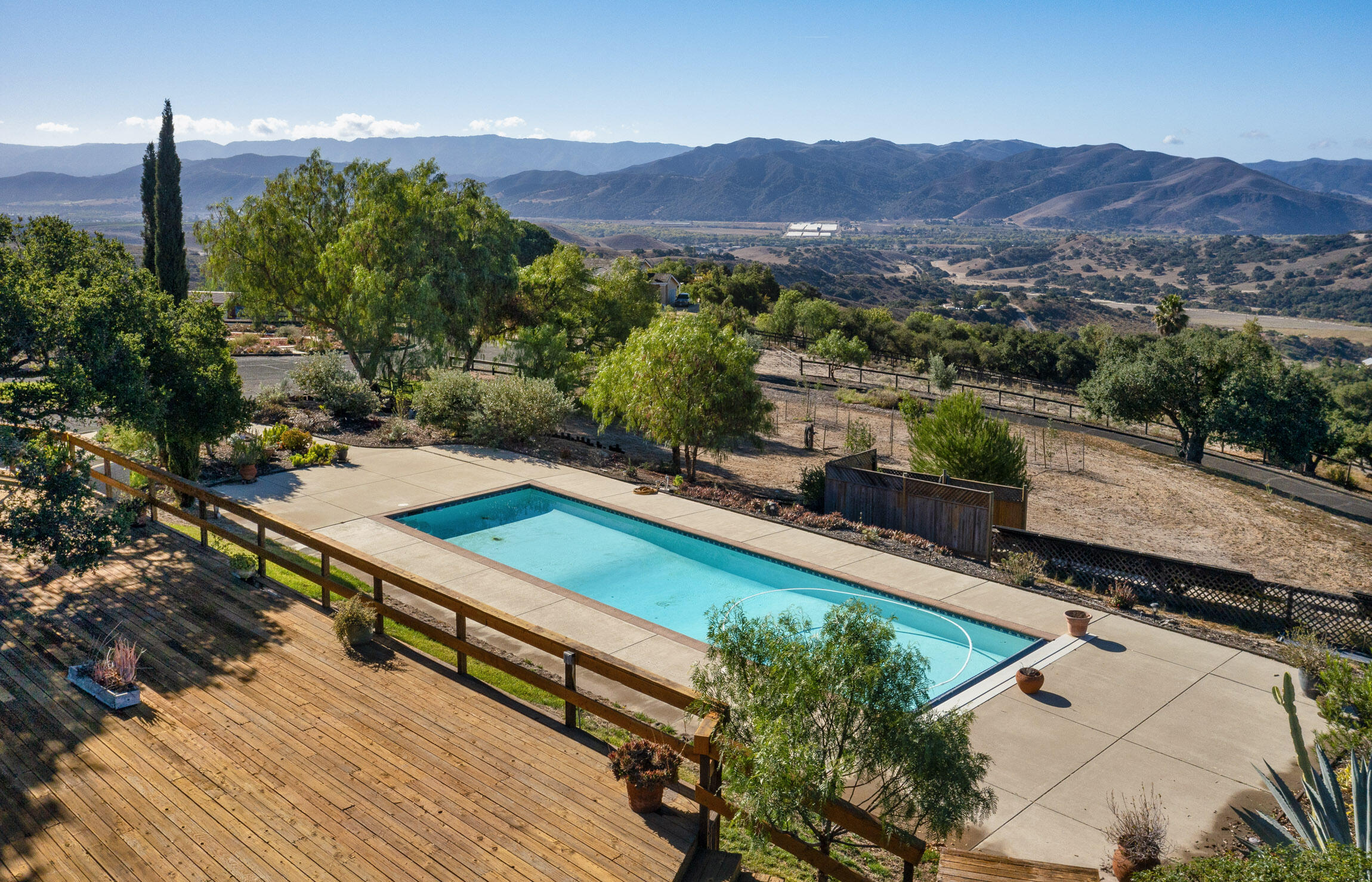 1833 Cougar Ridge Road Buellton, CA 93427 - Photo 34 of 53 Pool 1