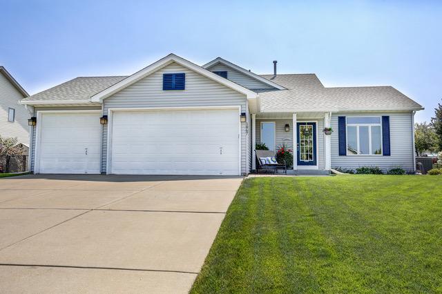 1867 Rochelle Curve Shakopee, MN 55379 - Photo 1 of 1 Gallery Image 1