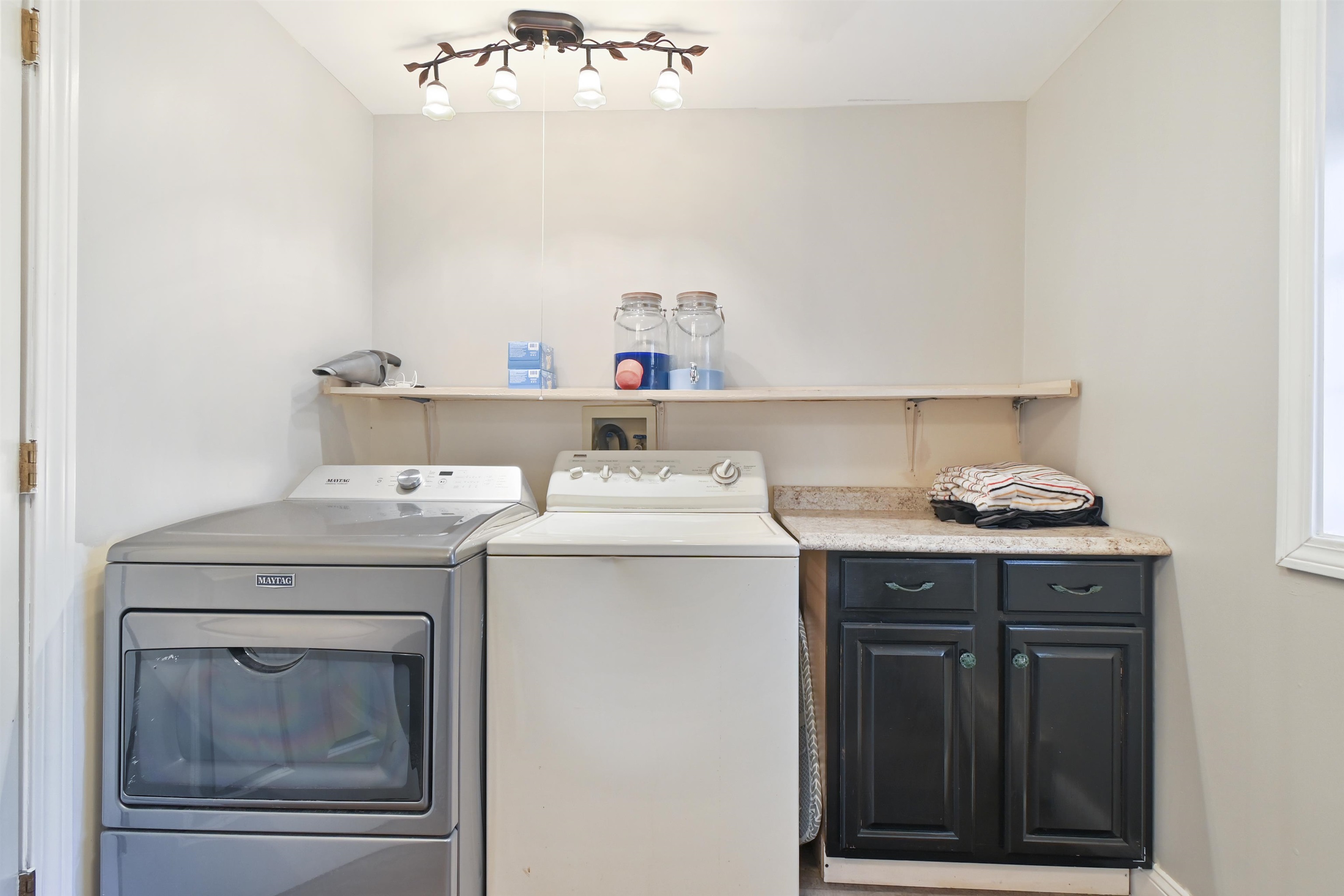 260 Oldfields Road South Berwick, ME 03908 - Photo 4 of 34