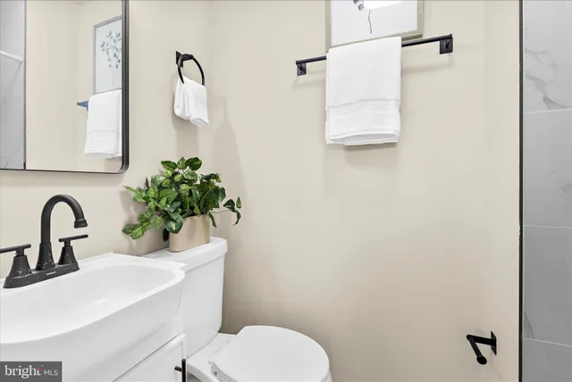 $299,900 | 8223 Coatsbridge Court, Severn, MD 21144