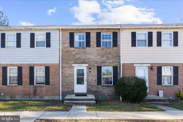 $299,900 | 8223 Coatsbridge Court, Severn, MD 21144