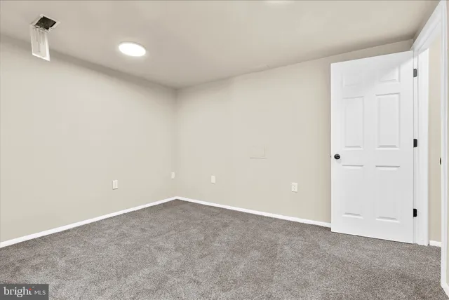 $299,900 | 8223 Coatsbridge Court, Severn, MD 21144