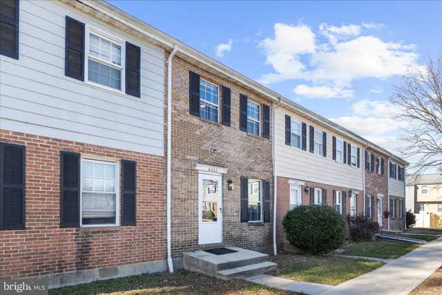 $299,900 | 8223 Coatsbridge Court, Severn, MD 21144