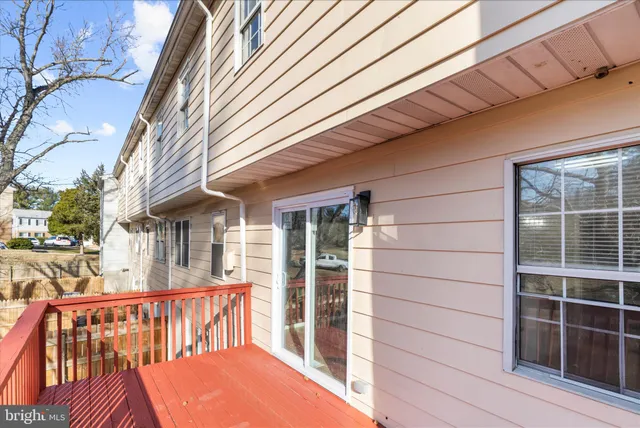 $299,900 | 8223 Coatsbridge Court, Severn, MD 21144