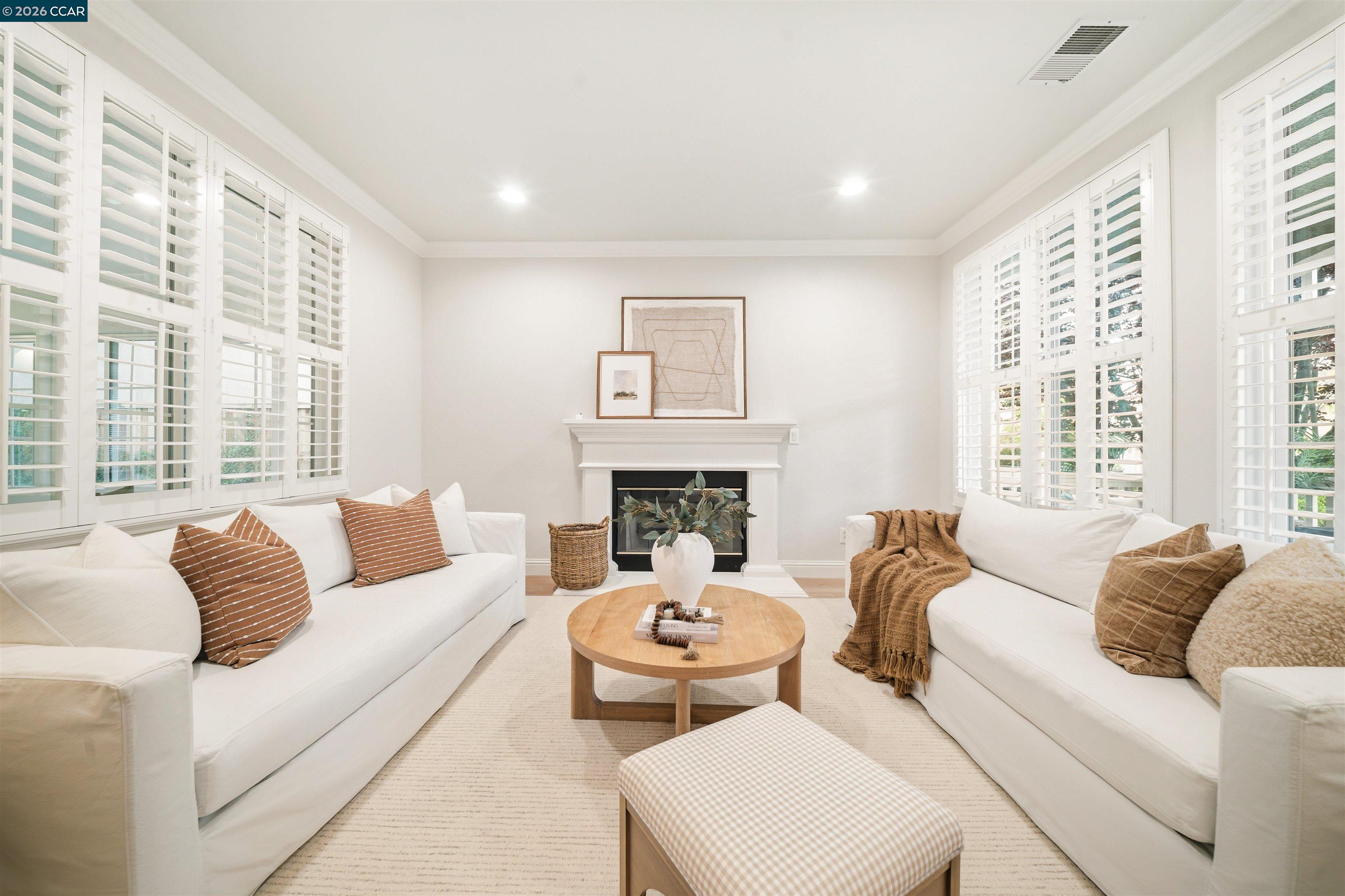 1926 Barossa Drive San Ramon, CA 94582 - Photo 4 of 35