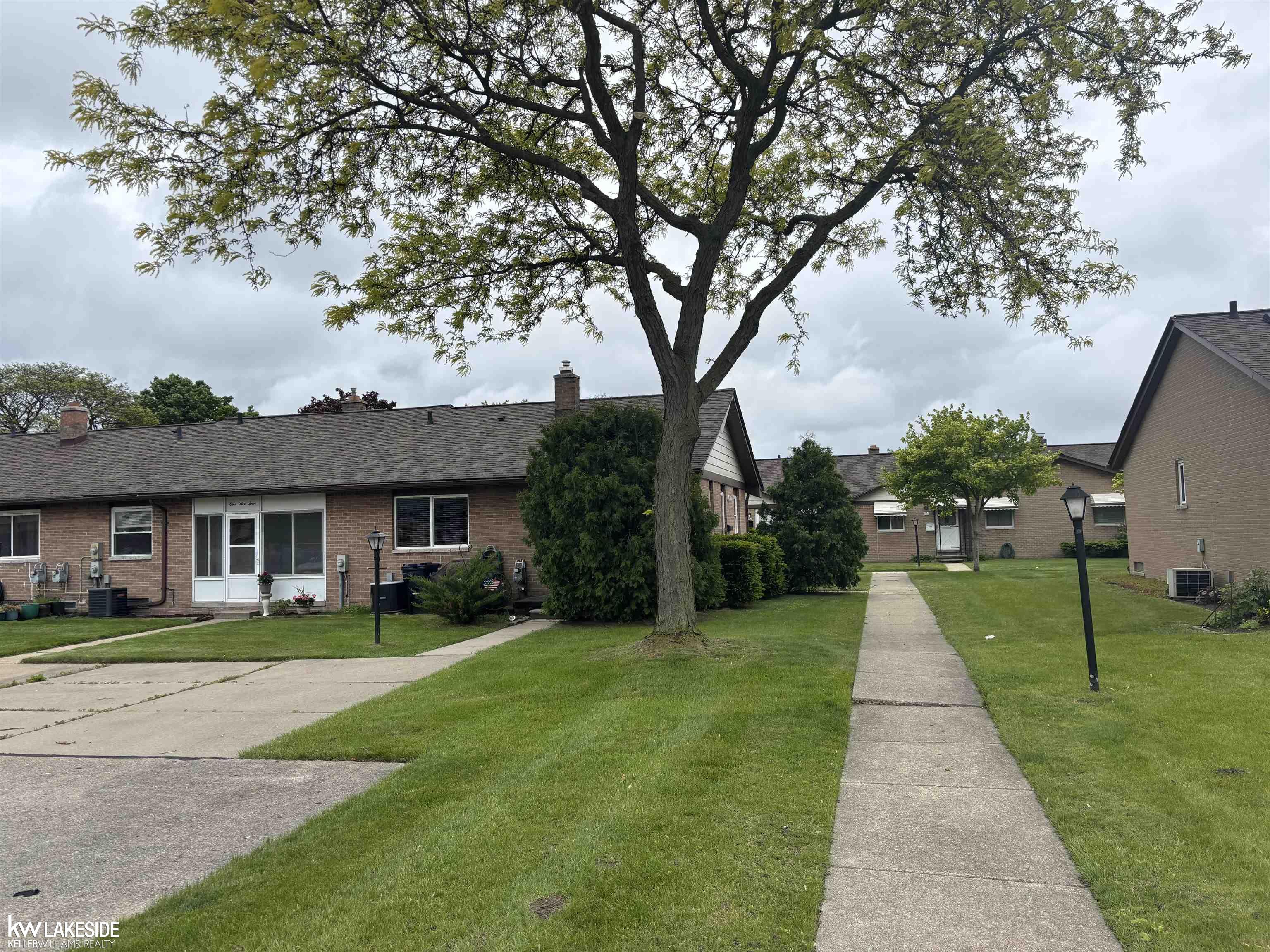 8401 18 18 Mile Road, Unit 154 Sterling Heights, MI 48313 - Photo 26 of 28