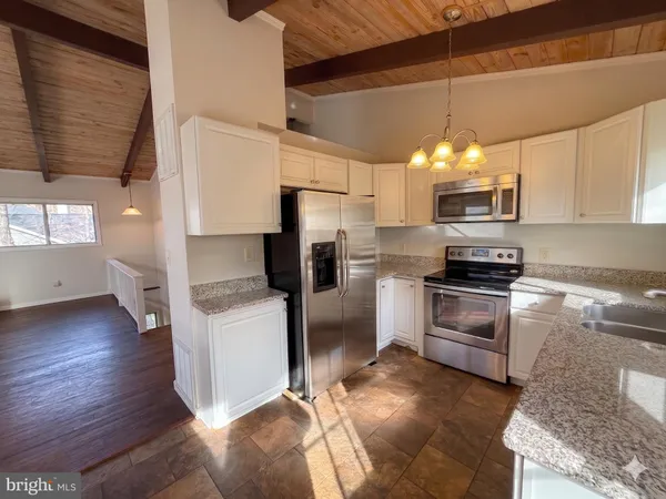 $2,595 | 3621 Lakeview Parkway, Locust Grove, VA 22508