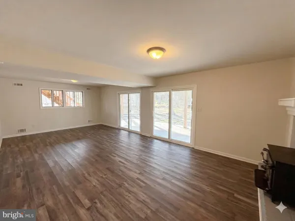 $2,595 | 3621 Lakeview Parkway, Locust Grove, VA 22508