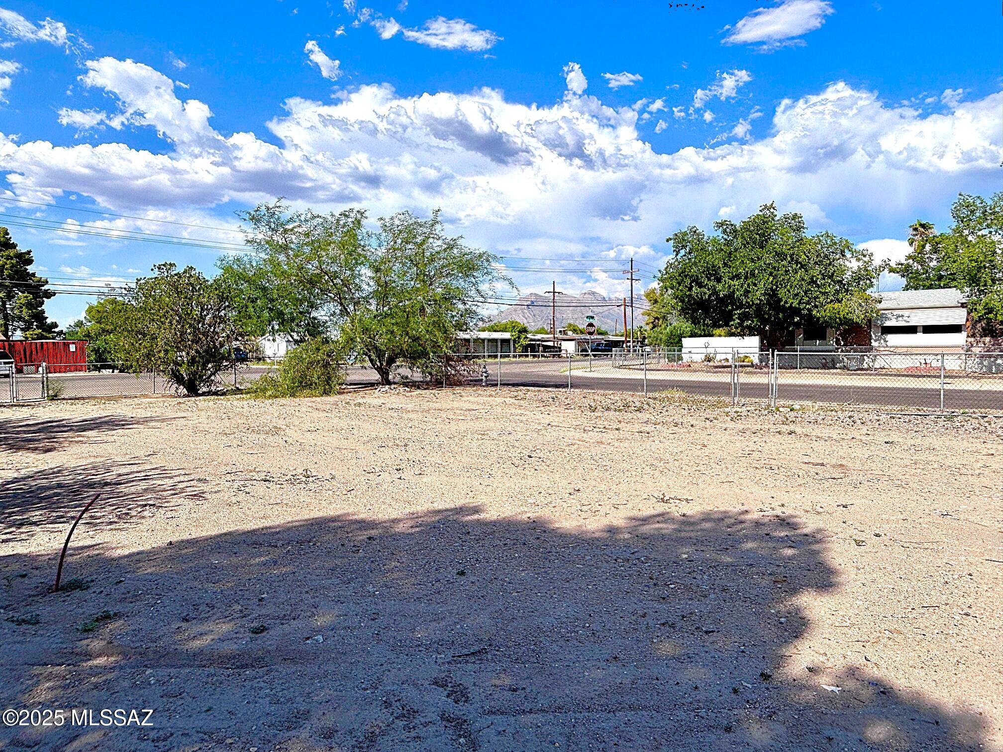2721 West Curtis Road, Unit 43 Tucson, AZ 85705 - Photo 8 of 13 Gallery Image 8