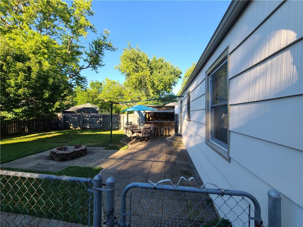 3014 West Riverside Avenue Muncie, IN 47304 - Photo 4 of 20