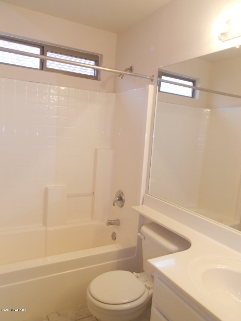 3918 East Agave Road Phoenix, AZ 85044 - Photo 11 of 14 DSCN1567