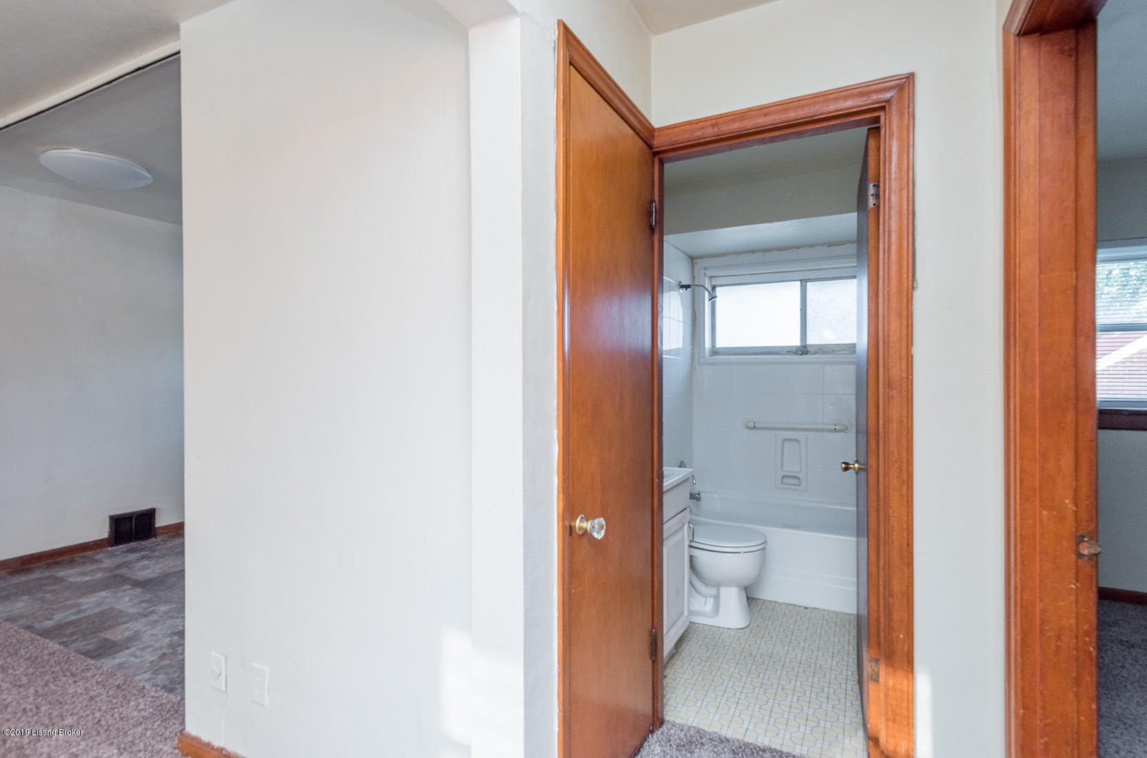 3000 Poplar Level Road Louisville, KY 40217 - Photo 28 of 29 Listing-29