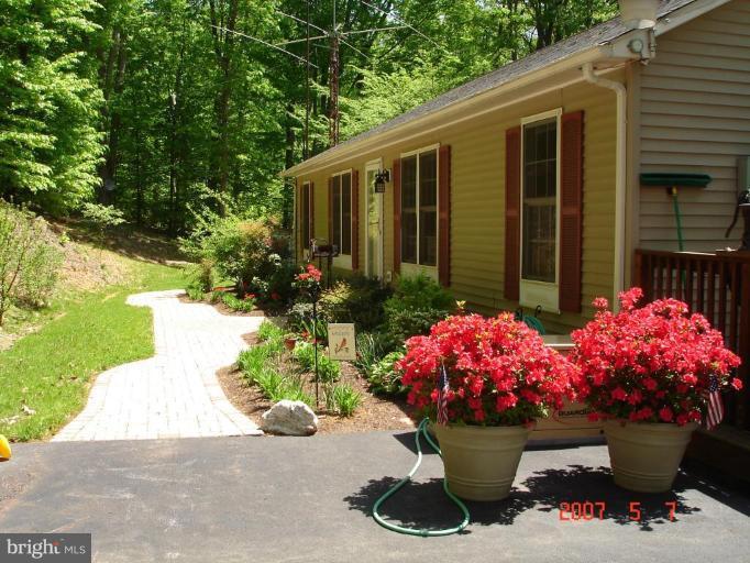 3890 Point Of Rocks Road Jefferson, MD 21755 - Photo 3 of 29 Exterior #3