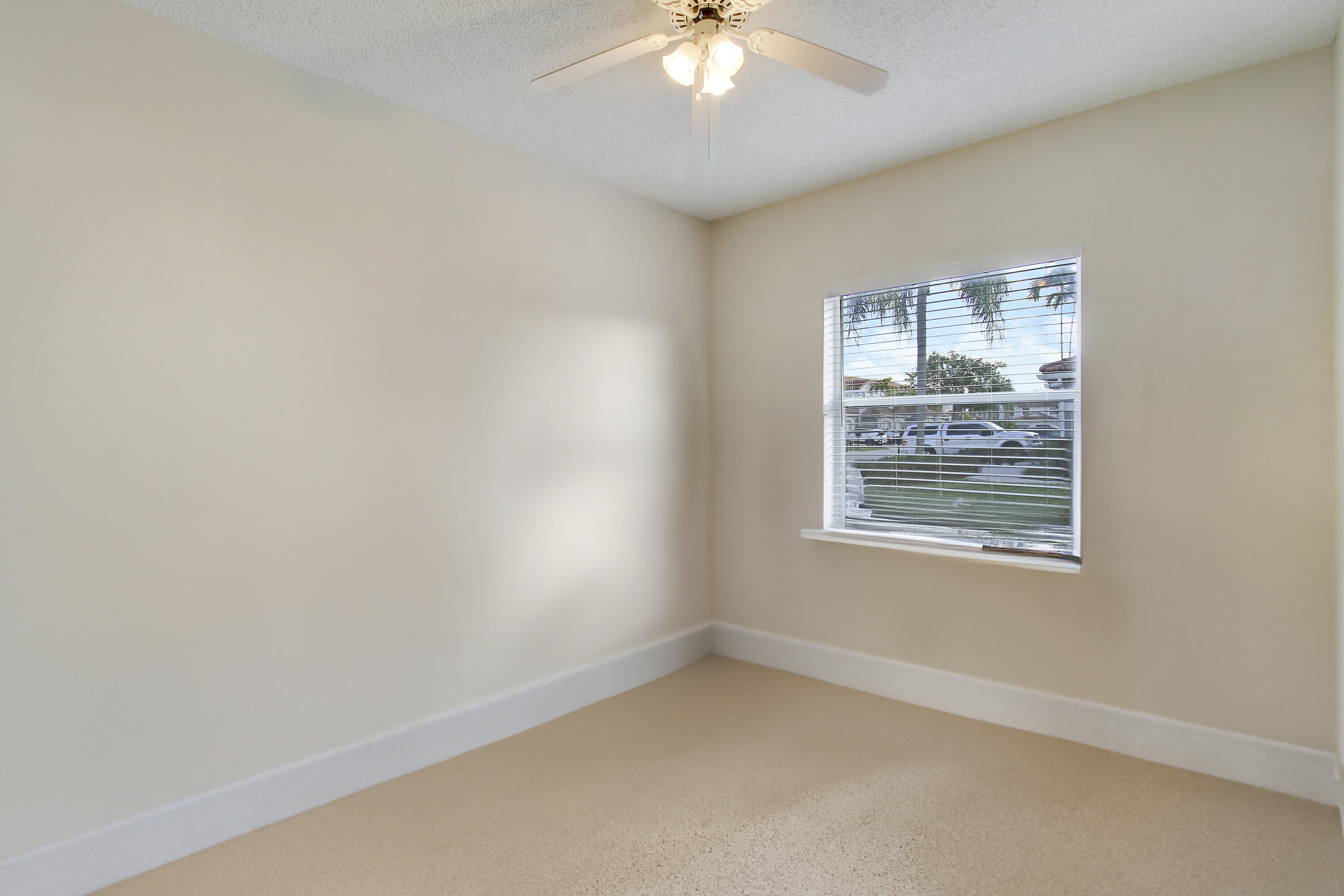 8340 Via Leonessa Boca Raton, FL 33433 - Photo 7 of 20 House-10
