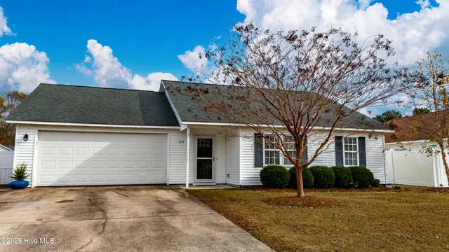 $330,000 | 602 Worth Drive, Morehead City, NC 28557