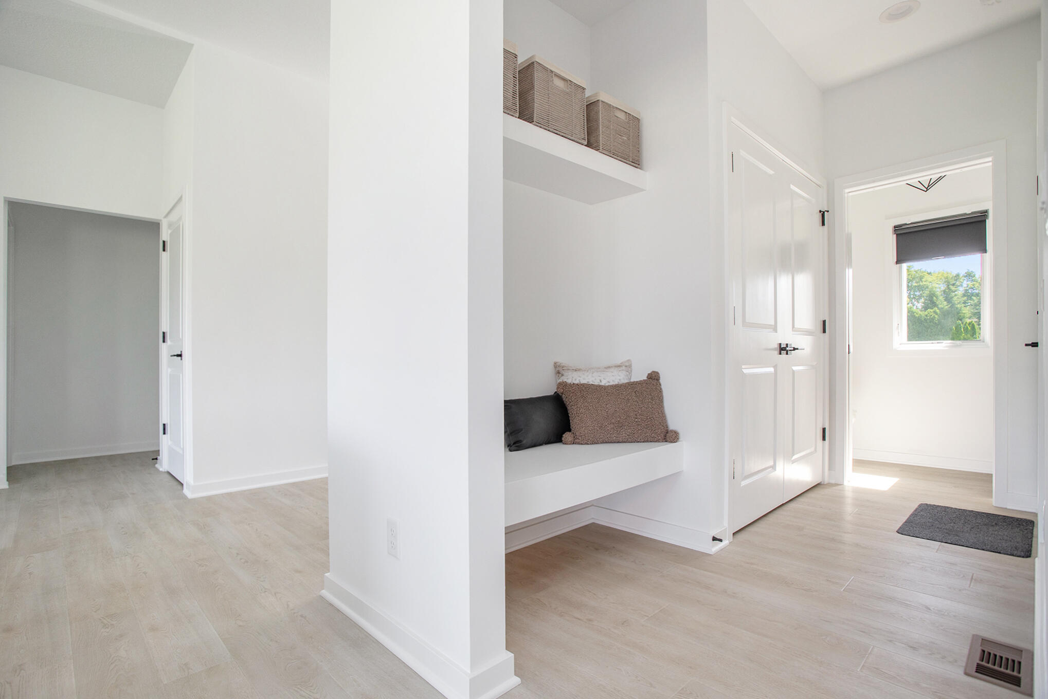 33 Shoshoni Pass Coldwater, MI 49036 - Photo 14 of 38 004_33_shoshoni_pass_coldwater_mi_49036-