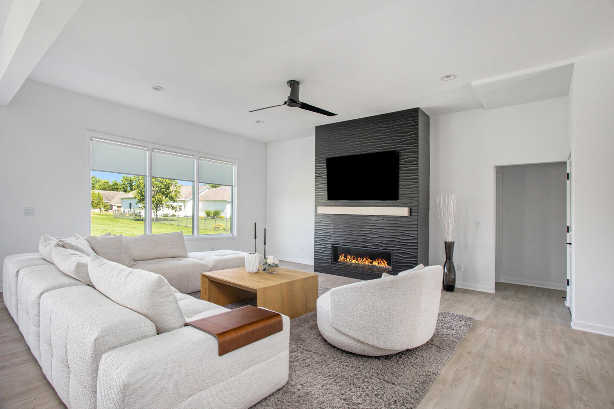 33 Shoshoni Pass Coldwater, MI 49036 - Photo 6 of 38 006_33_shoshoni_pass_coldwater_mi_49036-