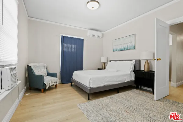 $3,400 | 442 North Orange Grove Avenue, Los Angeles, CA 90036