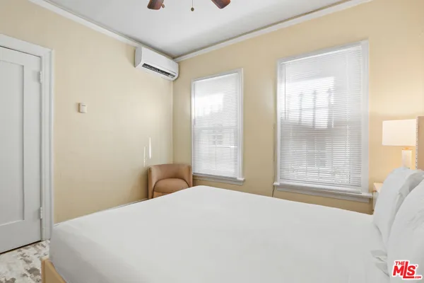 $3,400 | 442 North Orange Grove Avenue, Los Angeles, CA 90036
