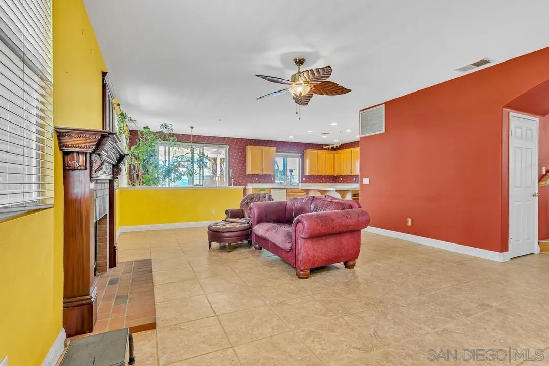 10496 Chaparral Drive Santee, CA 92071 - Photo 13 of 73