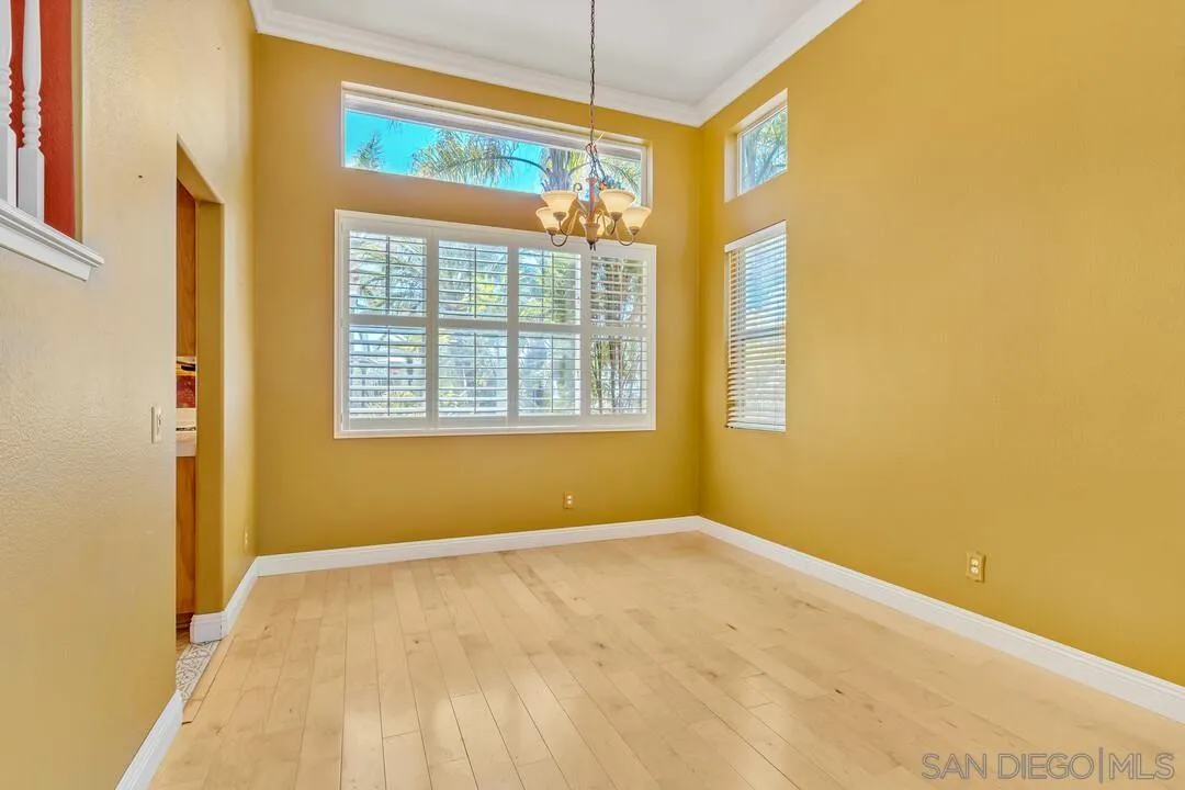 10496 Chaparral Drive Santee, CA 92071 - Photo 4 of 73