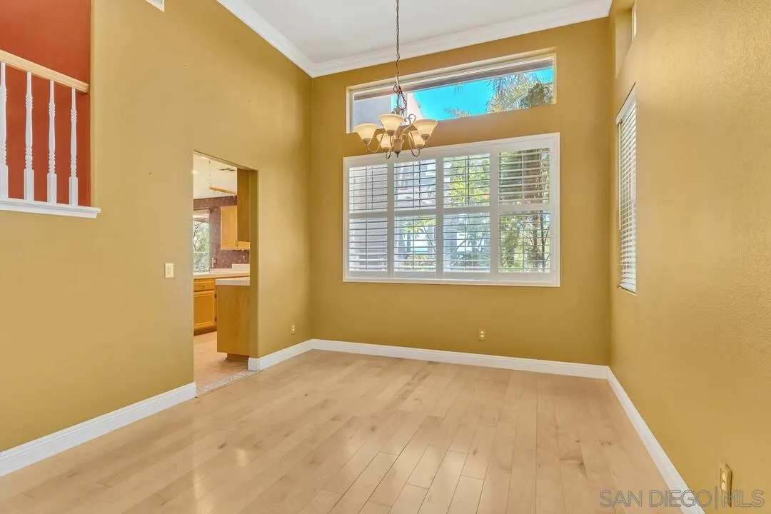 10496 Chaparral Drive Santee, CA 92071 - Photo 5 of 73