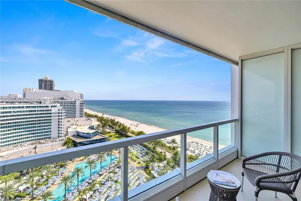 $999,000 | 4391 Collins Avenue, Unit 1706, Miami Beach, FL 33140