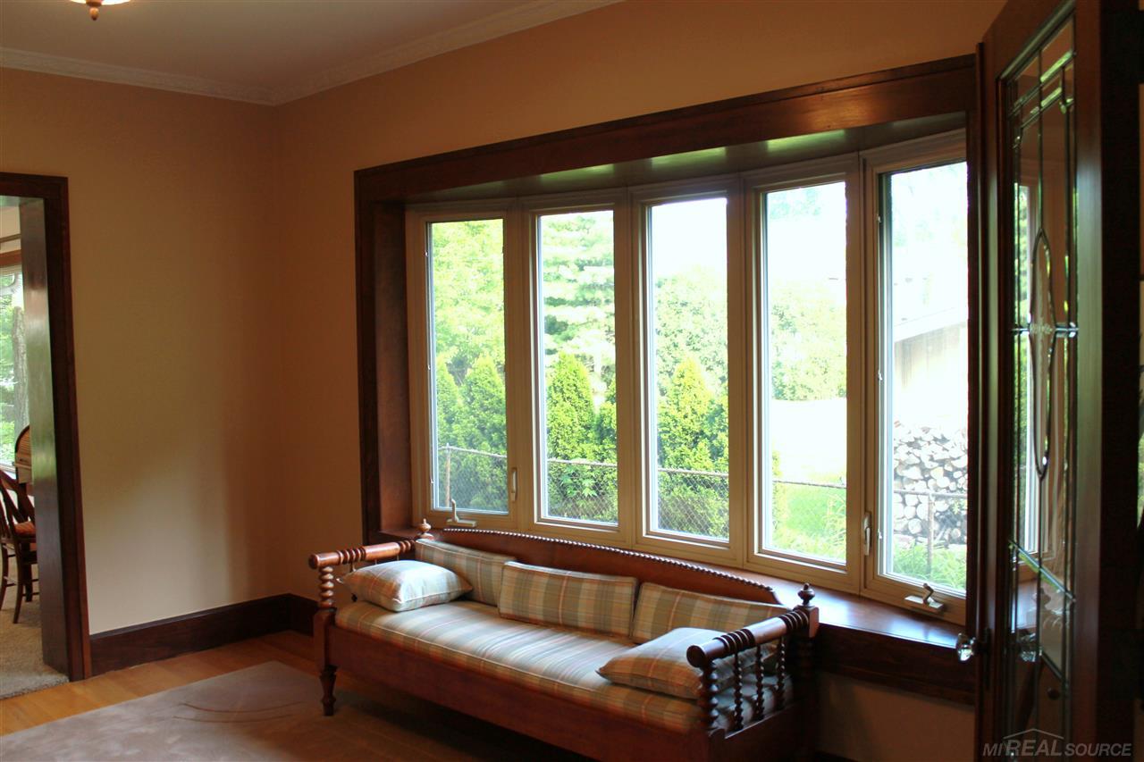 1242 Devonshire Road Grosse Pointe, MI 48230 - Photo 16 of 70 31246129-15.JPG
