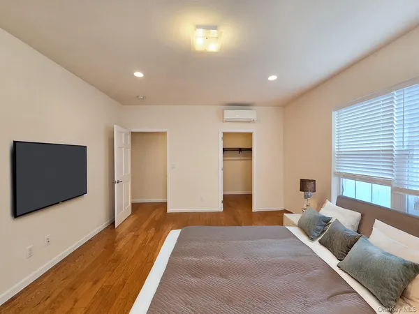 $2,500,000 | 35-35 155th Street | Murray Hill - Flushing