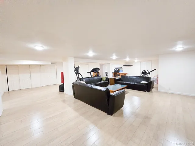 $2,500,000 | 35-35 155th Street | Murray Hill - Flushing