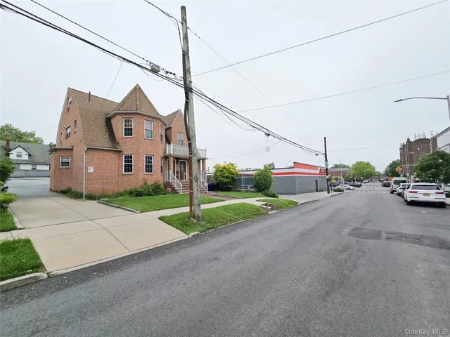 $2,500,000 | 35-35 155th Street | Murray Hill - Flushing