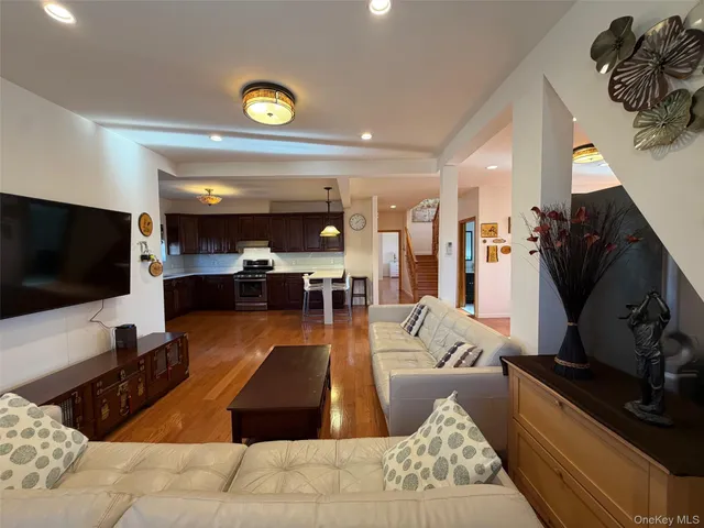 $2,500,000 | 35-35 155th Street | Murray Hill - Flushing