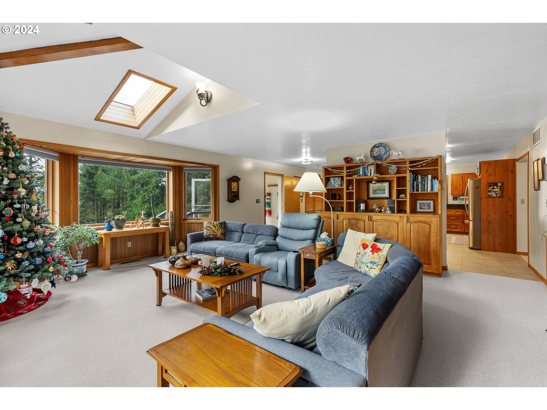 2846 North Bayview Road Waldport, OR 97394 - Photo 8 of 48 Gallery Image 8